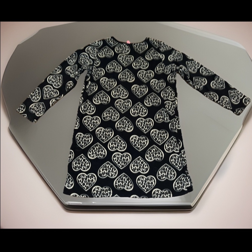 Black V-Neck Long Sleeve Heart Patterned W/Animal Print Nightgown Shirt